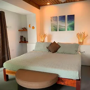 https://aqualife-cottages-2_rain-forrest-view_5min-from-beach.comcaribbean.com